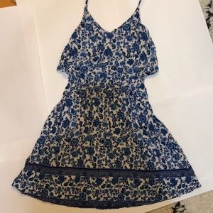 H&M Blue floral sundress sz 6